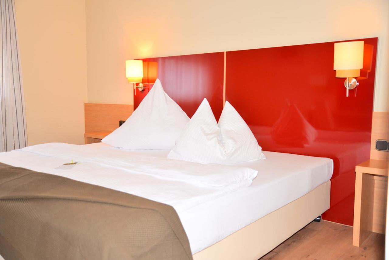 Hotel Paffhausen Wirges Ngoại thất bức ảnh