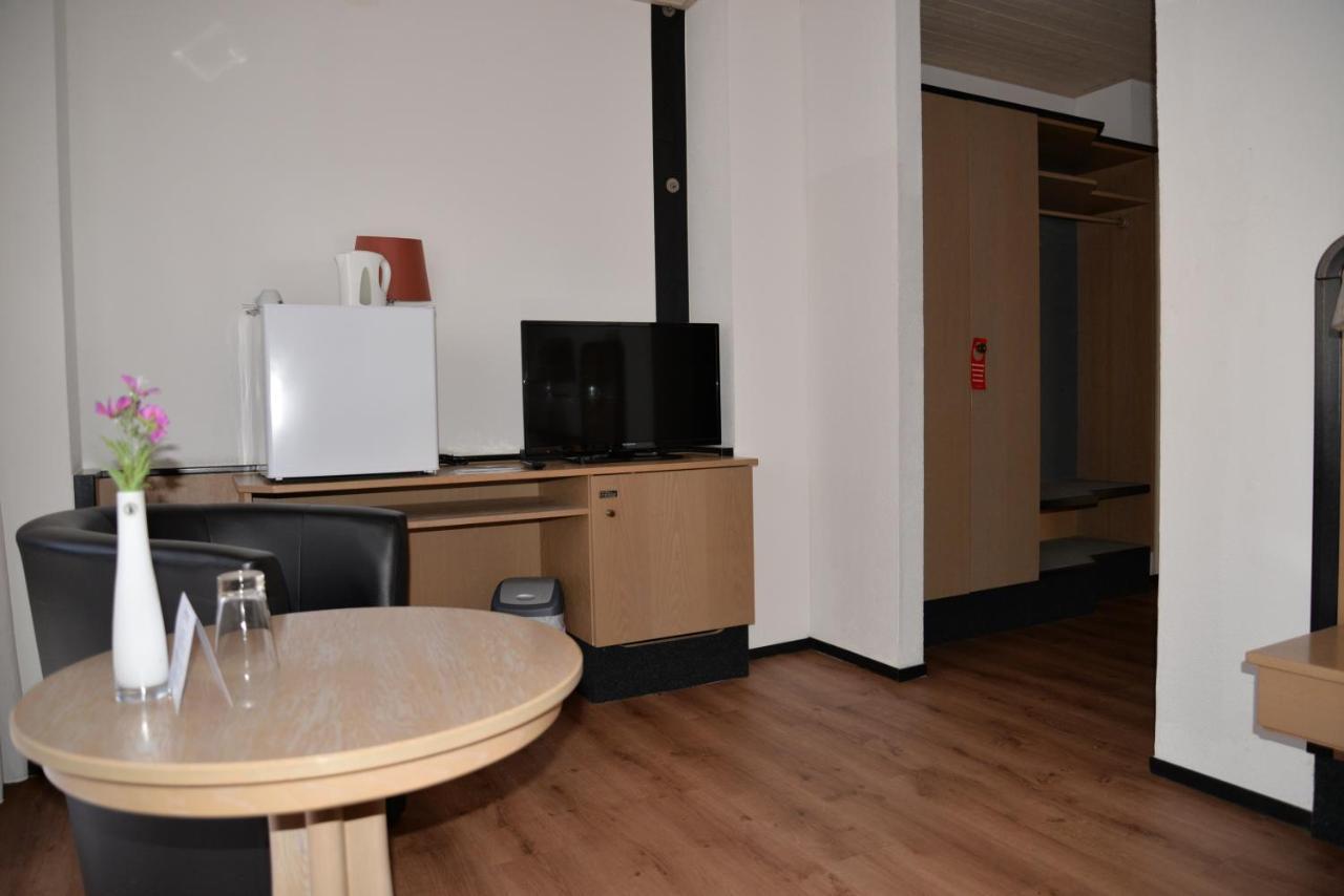 Hotel Paffhausen Wirges Ngoại thất bức ảnh